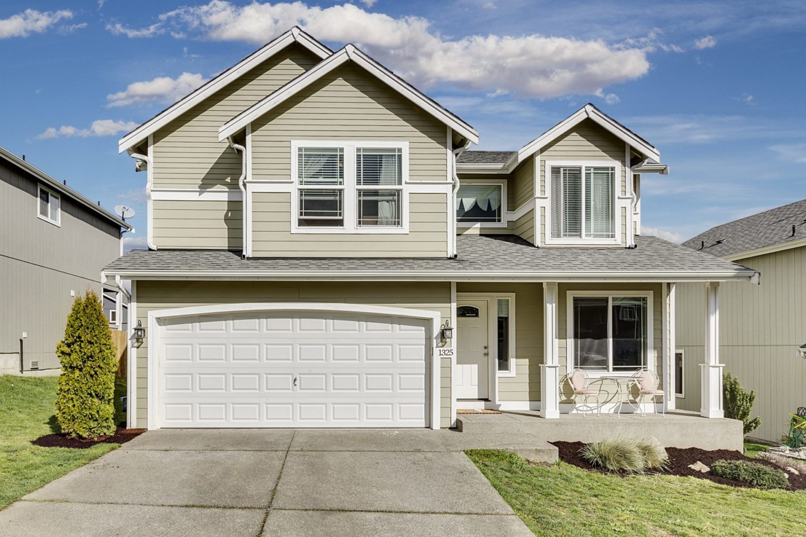 picture of nice home in a neighborhood