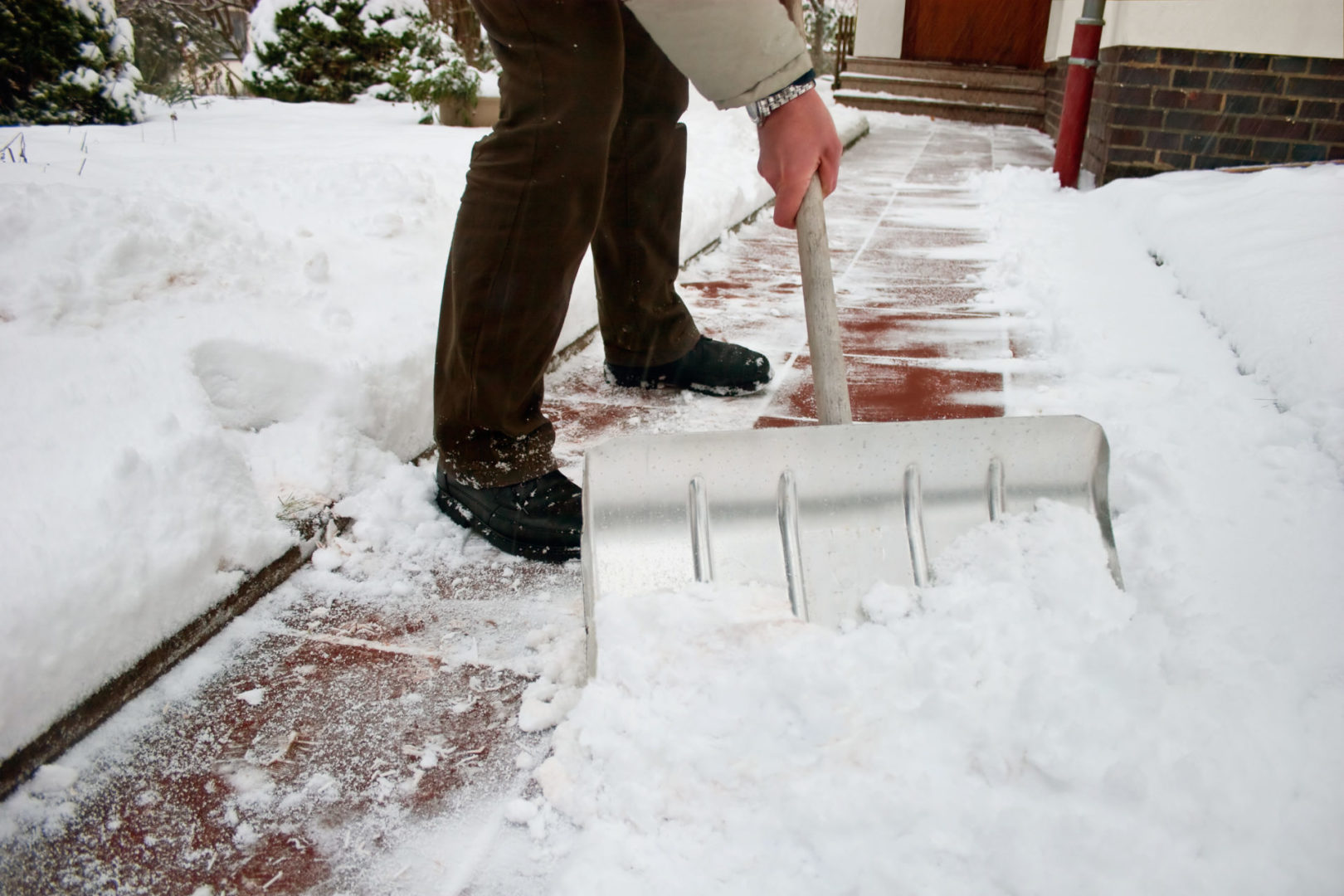 Snow, ice, salt, deice, snow removal, deicing, tips for snow removal, deice driveway, shoveling, shovel
